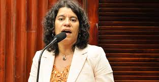 VEJA A NOTA : Entidades da Polícia repudiam declarações da deputada Estela e cobram posição do Comando Geral da PM
