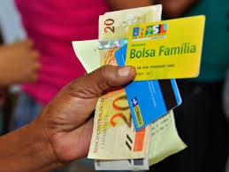 Governo da Paraíba paga Abono Natalino de R$ 32,00 a cada família cadastrada no BF