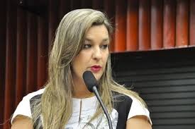 Sindicato diz que projeto de deputada contra Optometristas na PB é inconstitucional e em causa própria