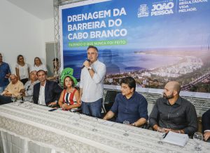 Obras de drenagem da Barreira do Cabo Branco iniciadas hoje vão corrigir falhas na Estação Ciência que agravavam situação da falésia