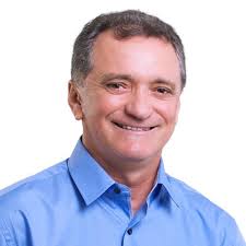 Deputado é acusado de pagar conta pessoal em churrascaria com verba da Prefeitura alegando ter sido confecção de panos de prato para PSF
