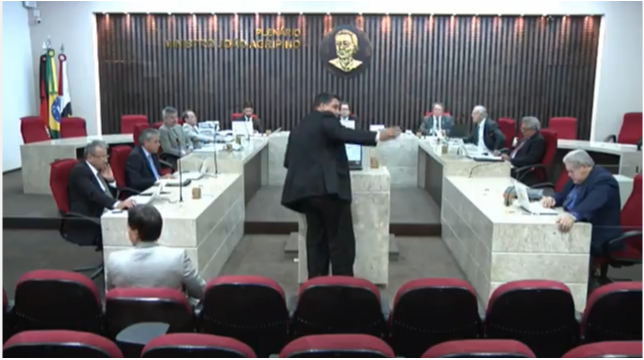 VEJA AO VIVO : Relator nega pedido de Gilberto Carneiro para adiar julgamento do Jampa Digital