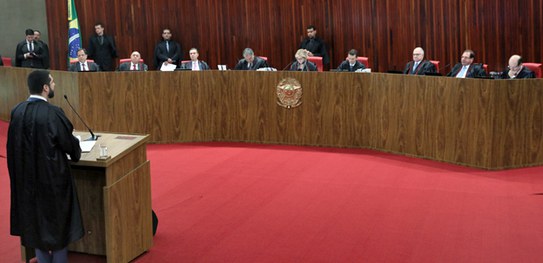 TSE nega pedido de direito de resposta de Ciro Gomes na revista Veja