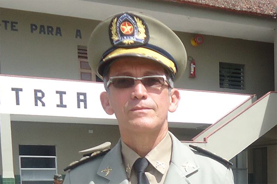 Coronel da PM acusa presidente da Caixa Beneficente de não lutar pela paridade, e aceitar mixaria e fazer foto com governador em Palácio às vésperas da eleição do COPM e da Caixa