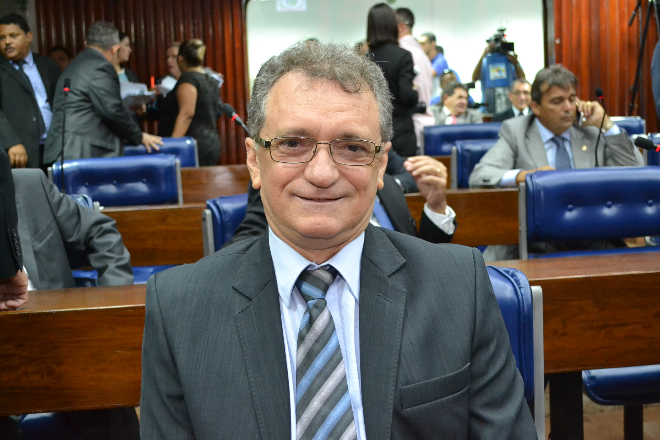 TCE determina que deputado da Paraíba reeleito devolva R$ 99 mil aos cofres públicos