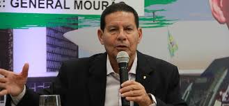 Vice-presidente eleito, General Mourão, defende deputado paraibano : “O Julian é deputado. Já passou. É fato antigo”
