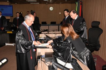 Desembargador José Ricardo Porto toma posse no TRE : “Um dos meios anseios é dar satisfação ao povo”,