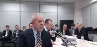 “Eu desafio provar que quem está me perseguindo é mais honesto do que eu”, dizia Lula antes de ser preso em abril de 2018