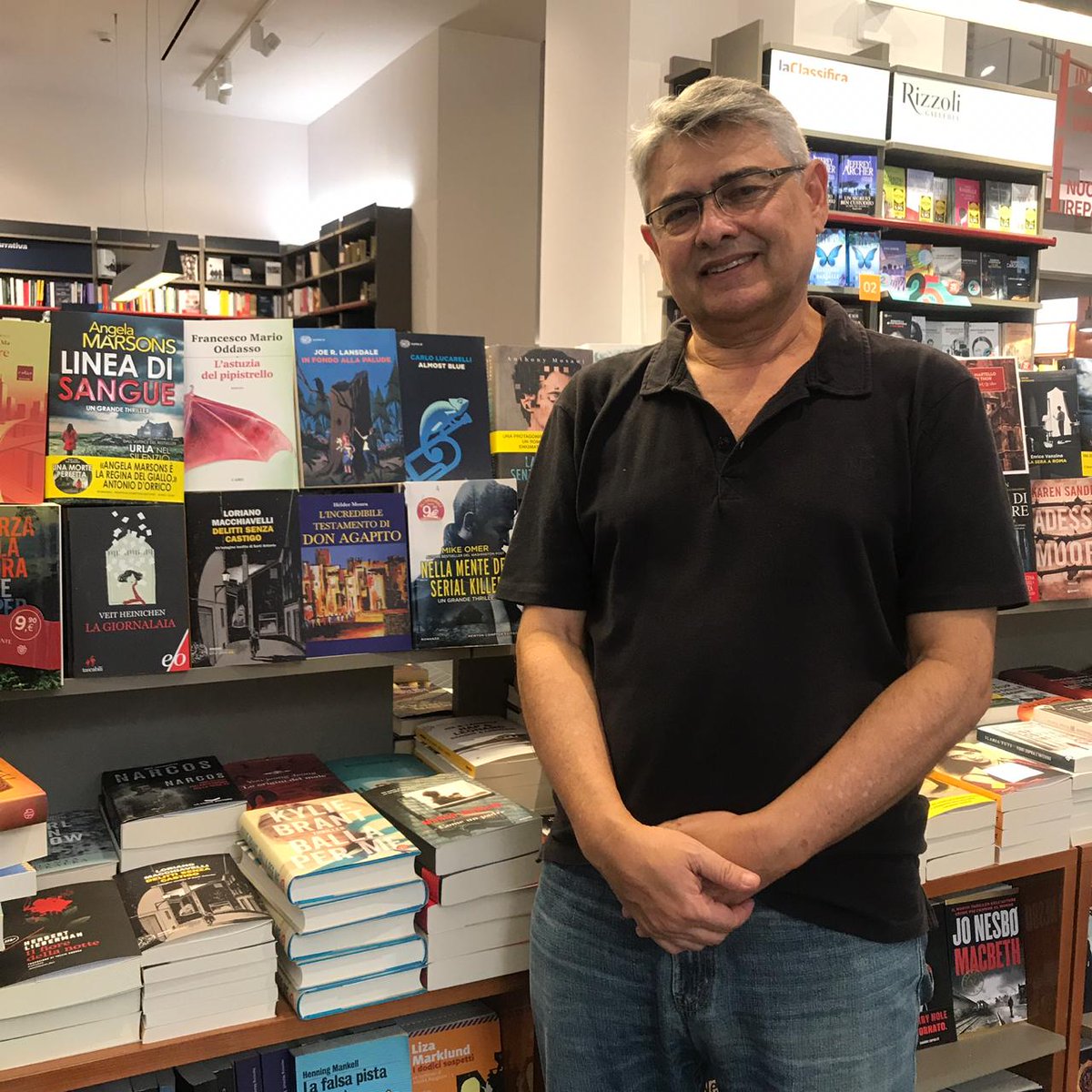 “É uma honra levar a cultura brasileira, em especial a paraibana para o mundo”, diz Hélder Moura ao lançar livro na Itália