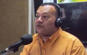 ASSASSINATO DE IVANILDO VIANA : Ex-governador garantiu, 2 anos atrás, a prisão do “figurão” que mandou matar radialista, mas promessa foi “arquivada”