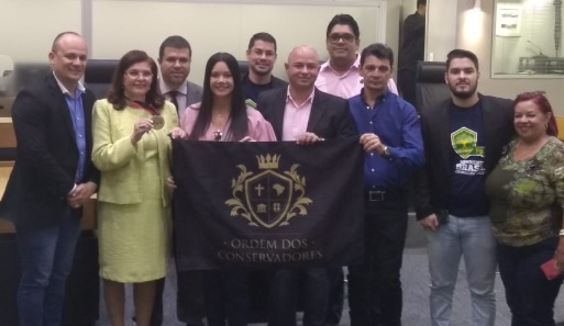 Pastora e ativista humanitária Morgana Macena recebe medalha Humberto Lucena da Assembleia Legislativa da Paraíba