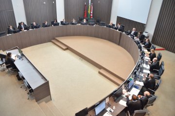 Governo do Estado utilizou lei inconstitucional para realizar transferência de R$ 88,8 milhões de Fundo Previdenciário