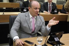“Ricardo pediu desculpas por ajudar a eleger João Azevedo, e agora quem pedirá desculpas pela corrupção no Governo dele?”, indaga deputado