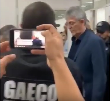 Apontado como chefe da orcrim que desviou milhões dos cofres públicos Ricardo Coutinho recebe R$ 41 mil de pensão como ex-governador