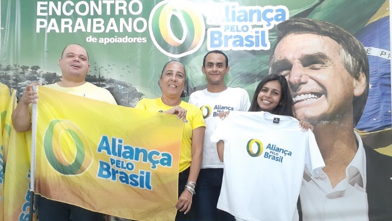 Aliança pelo Brasil, partido do presidente Bolsonaro, recolhe assinaturas na Paraíba para criação da legenda