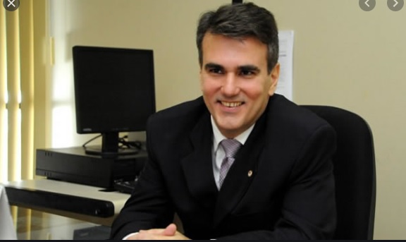 Bolsonaro nomeia paraibano Sérgio Queiroz para comandar a Secretaria Especial de Desenvolvimento Social, responsável pelo Bolsa Família e outros diversos programas sociais no país