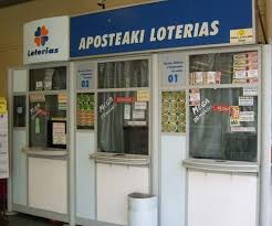 Sindicato alerta Governo que casas lotéricas podem fechar por exigência de distribuir máscaras aos clientes devido falta do produto no mercado