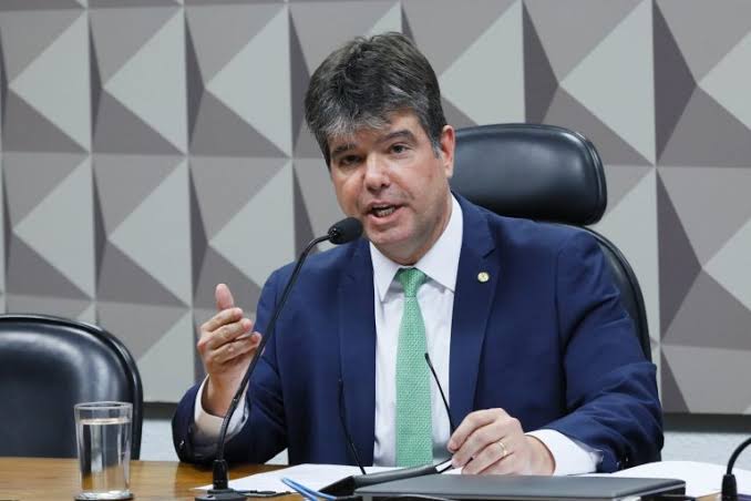 LEITOS, RESPIRADORES, TESTES – Ruy Carneiro quer explicação do Governo do Estado à população sobre volume de recursos investidos, dados e ações no enfrentamento a Covid-19