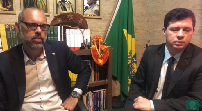 AO VIVO, URGENTE !  Alvo de mandado de busca e apreensão por ordem do ministro de Alexandre de Moraes, jornalista fala ao vivo