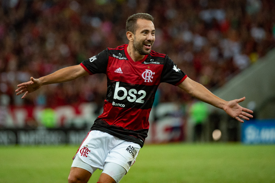 Prefeitura do Rio de Janeiro autoriza retorno do futebol sem torcida, e Campeonato Carioca poderá reiniciar nesta 5 feira com Flamengo x Bangú