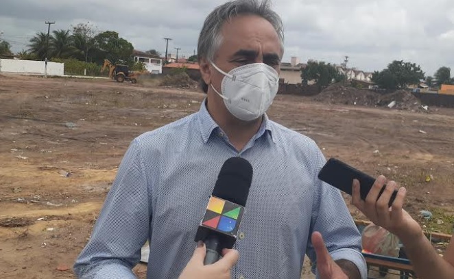 EVENTO NO COLINAS – Luciano Cartaxo alfineta Cícero Lucena : “Nossas obras tem reboco e piso, a gente não pode voltar a um retrocesso de 20 anos atrás, quem já teve oportunidade de governar governou”