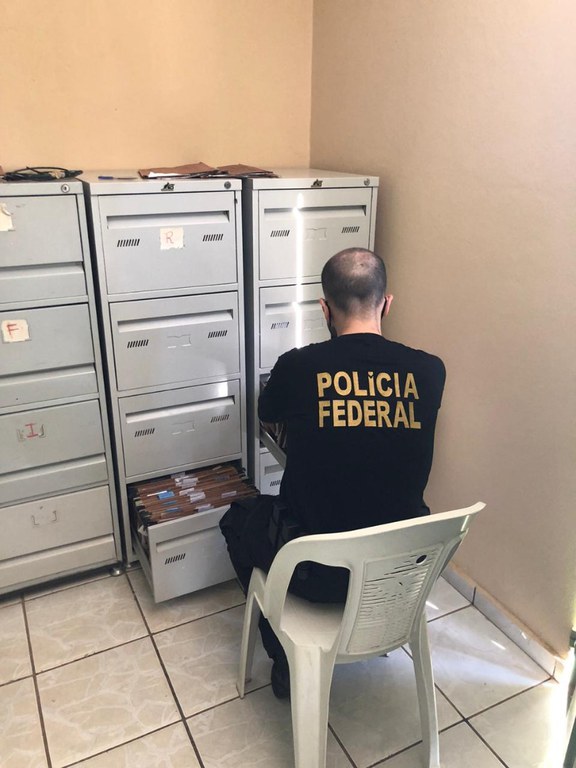 Operação da Polícia Federal deflagrada na Paraíba para combater fraudes em seguro defeso pago a pescadores cumpre mandados em Cajazeiras e São João do Rio do Peixe