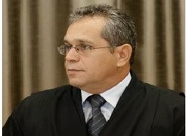 Reitor da UFPB emite nota repudiando agressão e racismo e cita casos em que foram vítimas um segurança e um professor da instituição