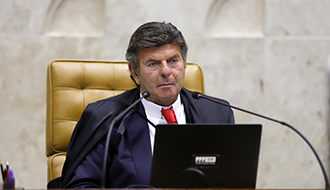 Presidente do STF, ministro Luiz Fux nega pedido do Município de Cabedelo e mantém decisão de juíza que suspendeu tramitação de projeto do aumento aos vereadores, prefeito, vice-prefeito e secretários da cidade