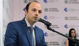 OUÇA: Governo diz que não era necessário ordem do TJ para desimplantar BD dos policiais