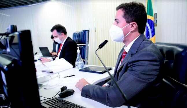 Presidente sanciona lei do Clube Empresa com proposta do senador Veneziano