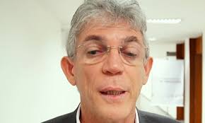 Três juízes se averbam suspeitos em denúncia do Gaeco contra RC, 4 irmãos dele e outras 3 pessoas