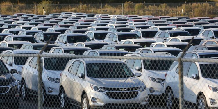 Bolsonaro sanciona lei de isenção de IPI de carros até R$ 200 mil para taxistas e pessoas com deficiência
