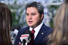 Efraim segue gerando fatos e União Brasil realiza coletiva de imprensa e filiação de pré-candidatos nesta 3ª