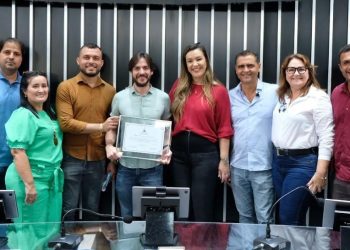 Pedro Cunha Lima recebe título de cidadão em Guarabira com presença do prefeito e deputada