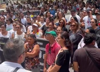 VÍDEO- Em ato servidores da saúde protestam e denunciam descaso do Governo com a categoria