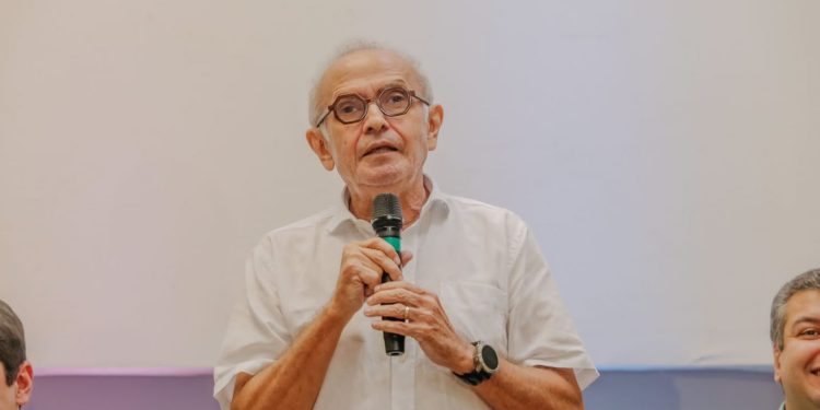 Prefeitura de João Pessoa pode iniciar pagamento do piso da enfermagem a partir de maio, afirma Cícero