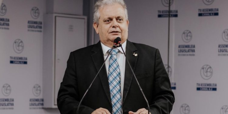Deputado Bosco Carneiro destaca importância da Comissão e apoio às lutas da Defensoria Pública na AL