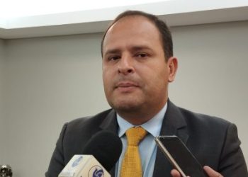 Movimentação na ação do MP contra ex-prefeito de Mamanguape em contrato de transporte escolar