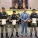 Deputado Sargento Neto homenageia PMs por ato de bravura em assalto com refém em Borborema