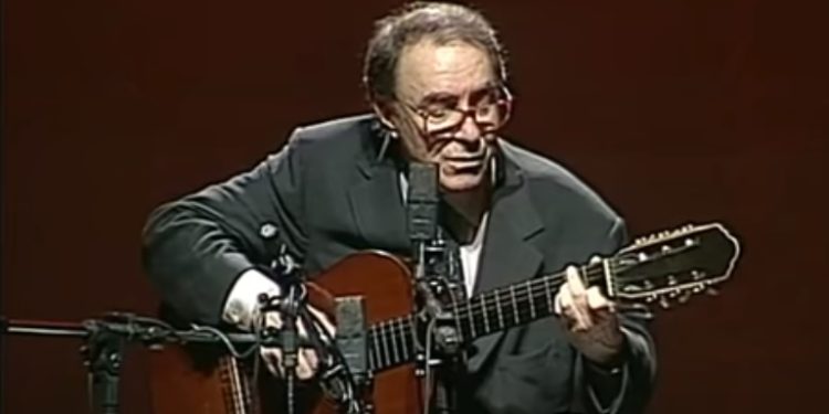 Justiça manda gravadora pagar R$ 150 milhões de indenização aos herdeiros do cantor João Gilberto