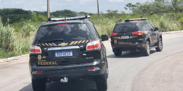 Operação da PF cumpre 6 mandados de prisão e mira esquema de desvios de R$ 36 milhões do fundo eleitoral