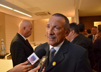 Cel Francisco destaca nota de entidades nacionais que critica PEC da segurança e cobra amplo diálogo