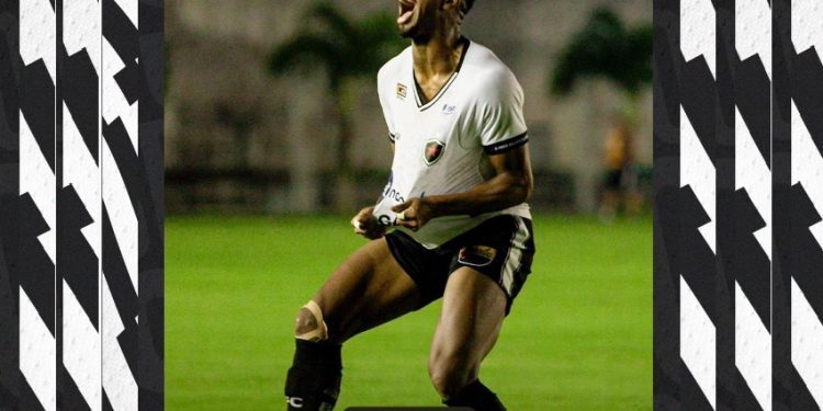 Jô desequilibra, marca dois gols, Botafogo/PB vence Figueirense e segue líder isolado na Série C do Brasileiro