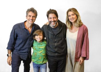 TCE homenageia diretor de filme baseado em livro de Phelipe Caldas, em uma história real de superação de paraibano