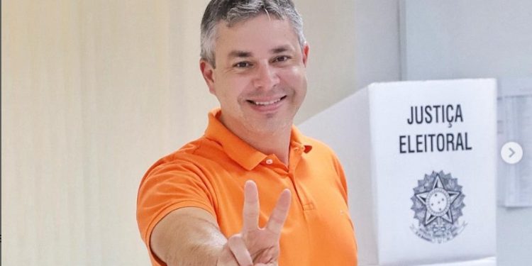 Alvo de Operação da PF e Gaeco/MPPB, prefeito eleito de Cabedelo, André Coutinho, emite nota sobre os fatos