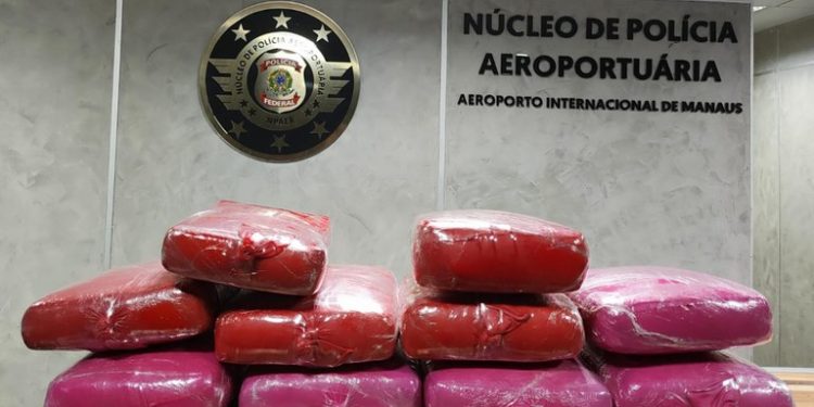 Polícia Federal prende mulher que embarcaria no voo de Manaus com 10 gk com destino a João Pessoa