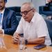 Cícero exonera equipe, determina que servidores reapresentem certidões e anuncia cruzamento de dados com TCE