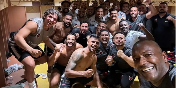 Os garotos propaganda do Botafogo e de nossa Capital: “Ai que coisa boa, jogar no Belo e morar em João Pessoa”