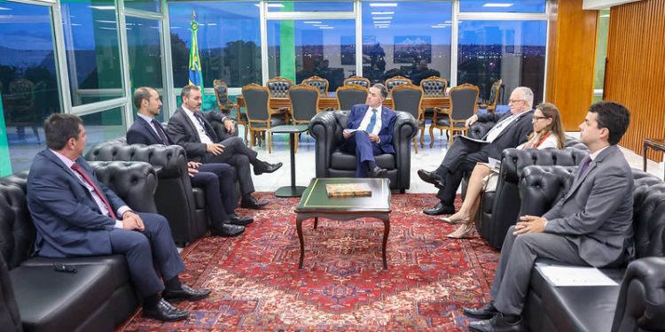 STF discute com Polícia Federal formas de enfrentamento a organizações criminosas que atuam no RJ