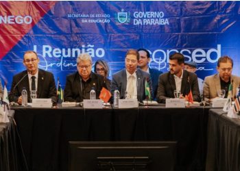 Presidente em exercício da Câmara e representantes do MEC e FGV prestigiam reunião do Consed em João Pessoa